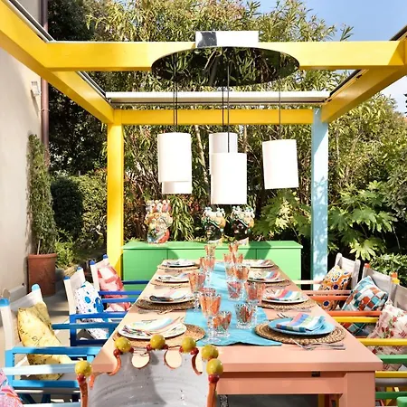 Magic Bed & Breakfast *