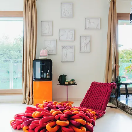 Magic Bed & Breakfast *