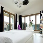 Magic Bed & Breakfast *