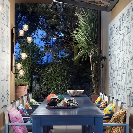 Magic Bed & Breakfast *